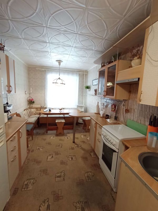 4-комн., 87.4 м², 2/4 этаж