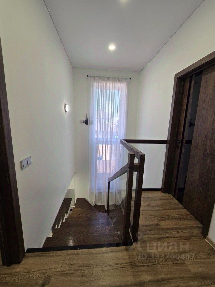 2 этажный, Таунхаус, 200 м², 4 сотки, 2 этажа
