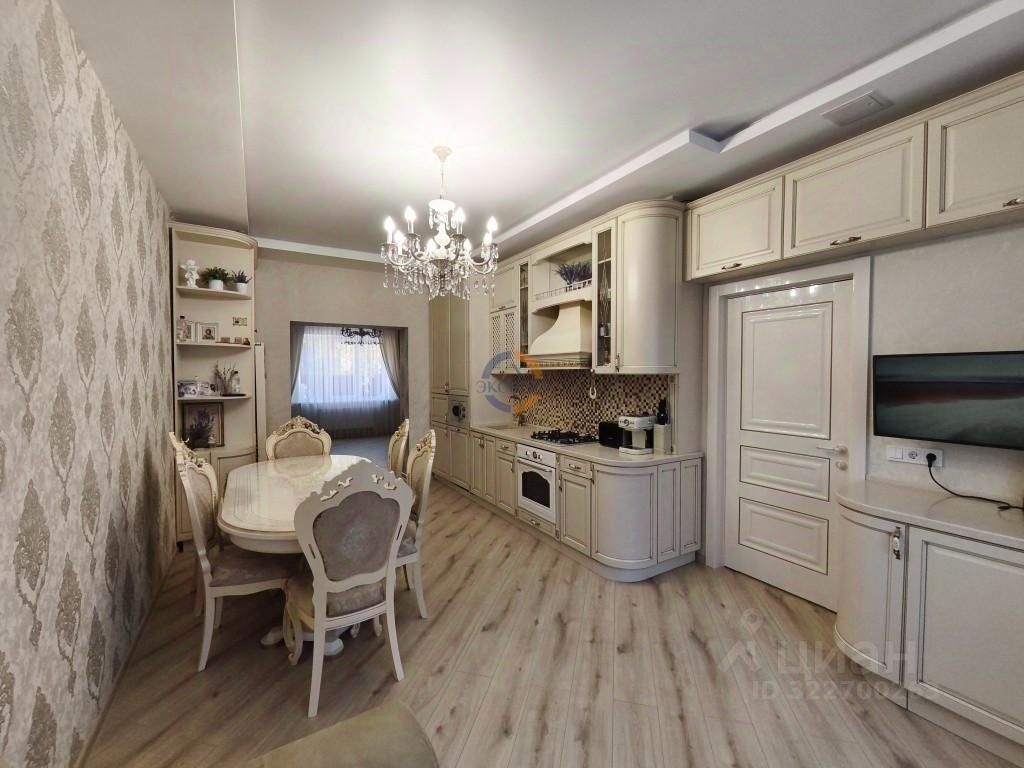 Таунхаус, 282.8 м², 2 сотки