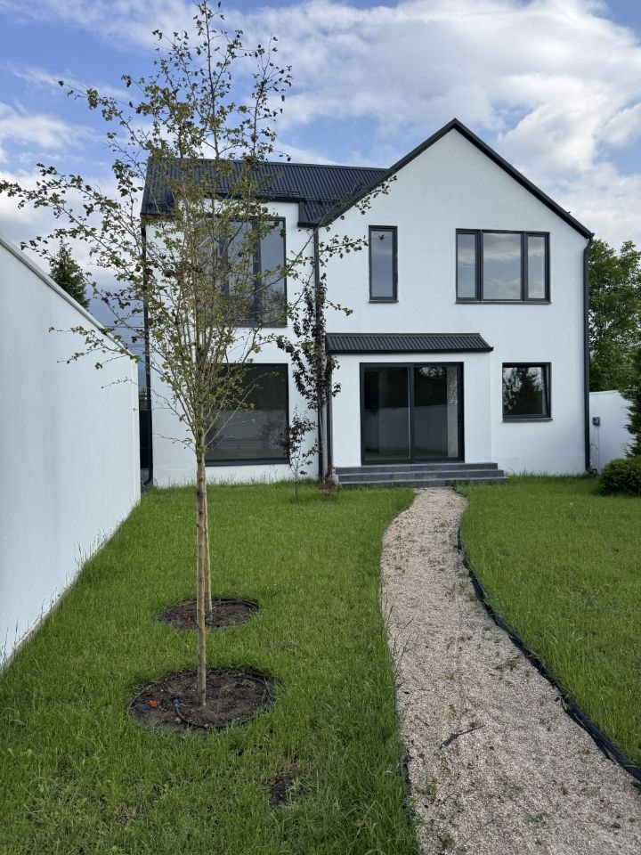 Дом, 165 м², 5 соток