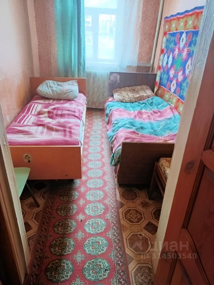 4-комн., 70 м², 1/1 этаж