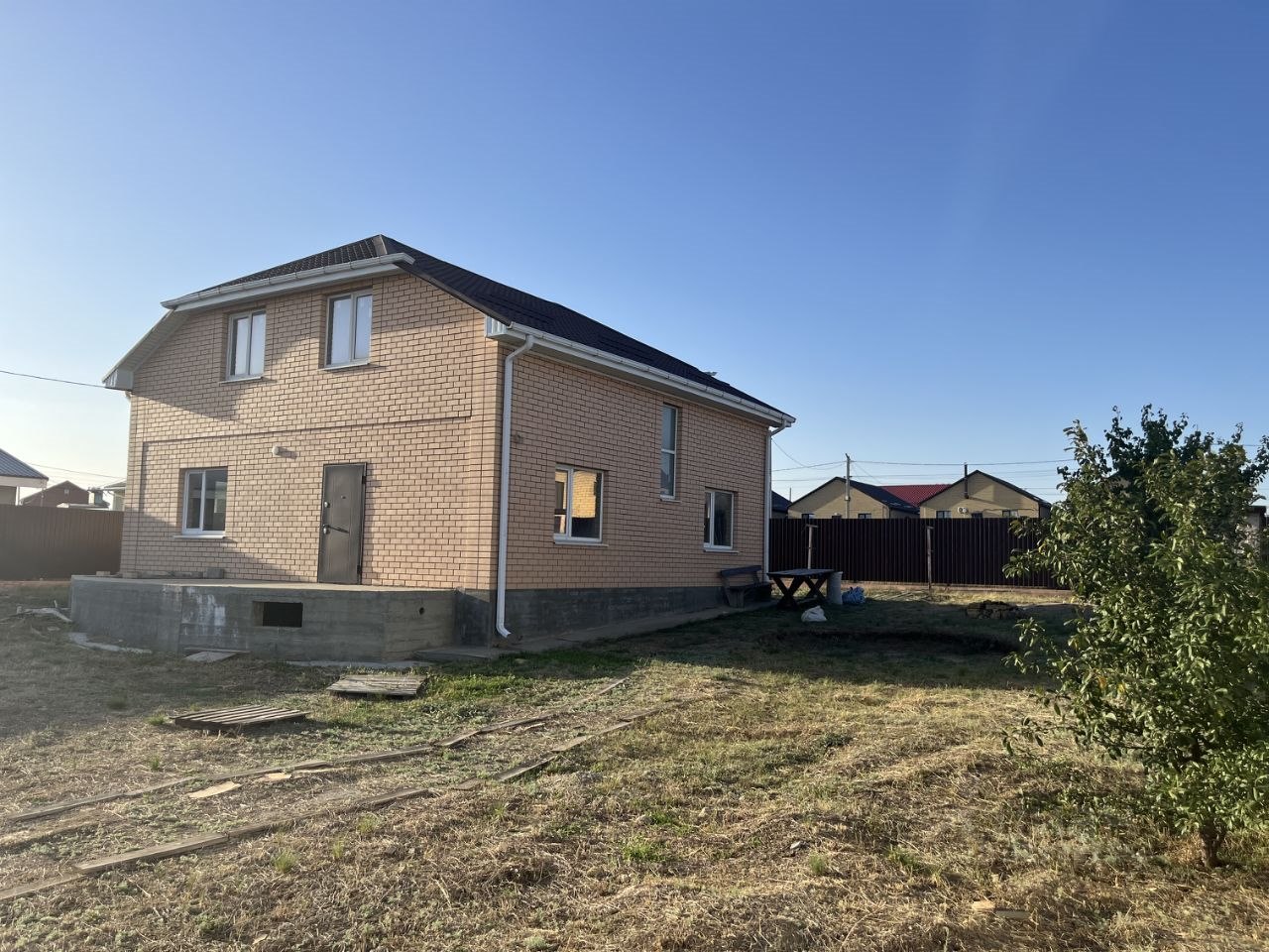 Дом, 180 м², 6.5 соток