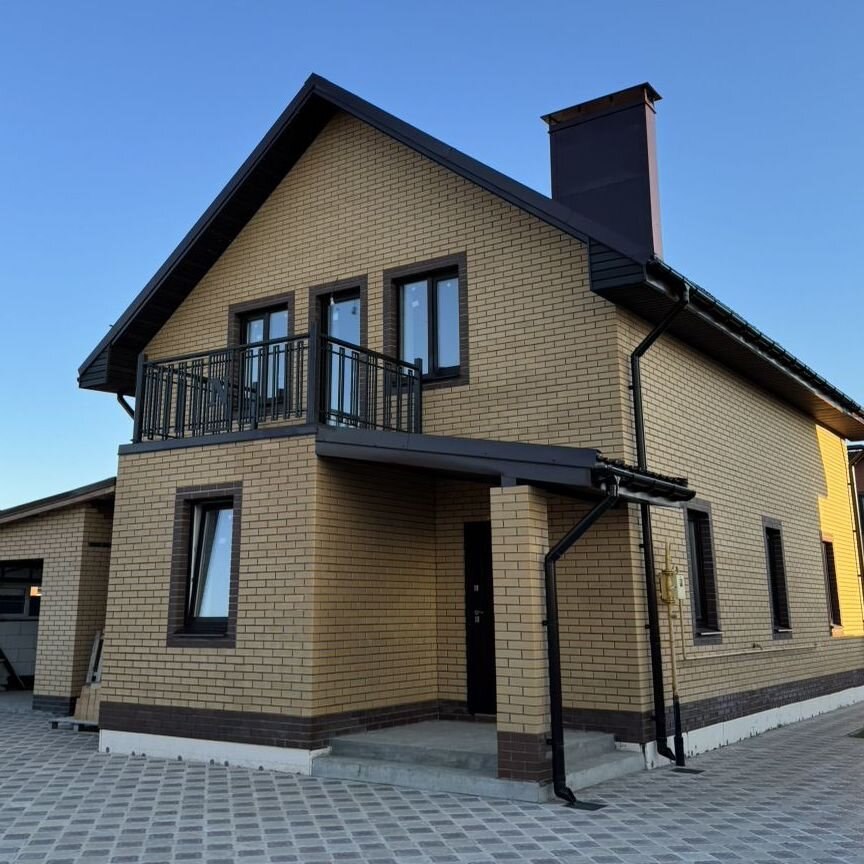 Дом, 200 м², 8 соток