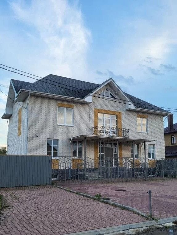 Дом, 480 м², 10 соток