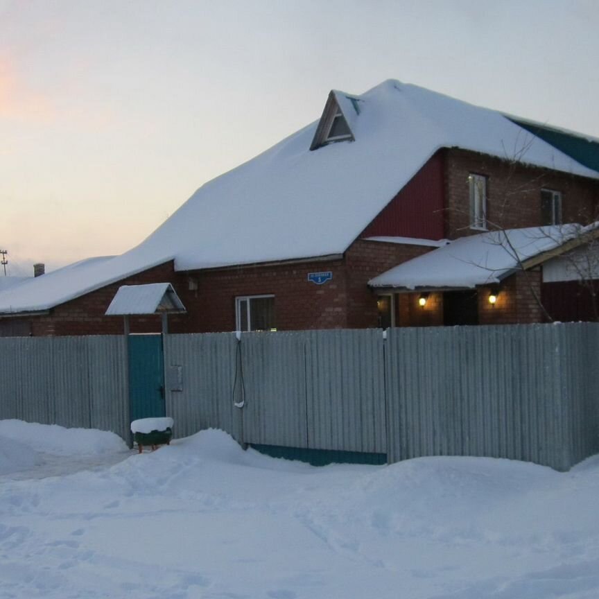 Дом, 205 м², 6.3 соток