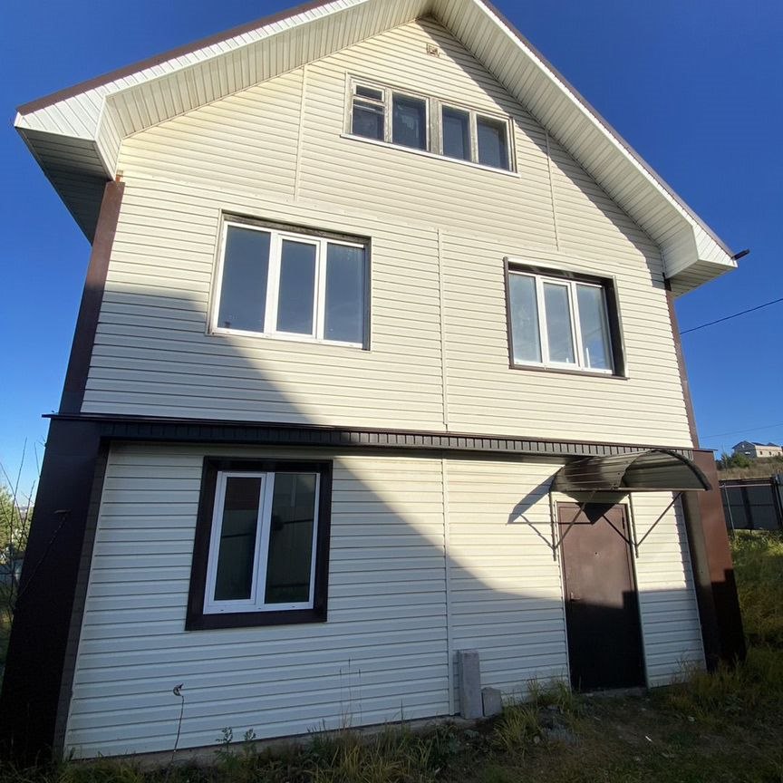 Таунхаус, 90 м², 6 соток