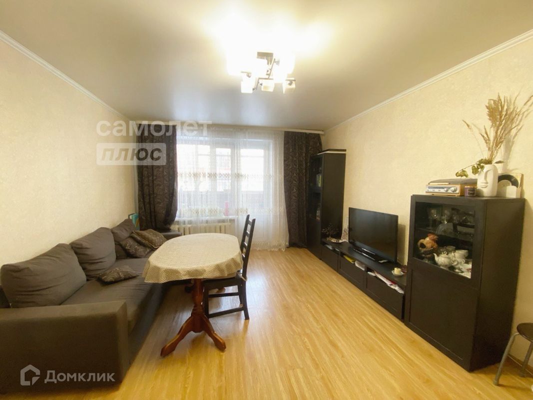 3-комн., 63 м², 1/9 этаж