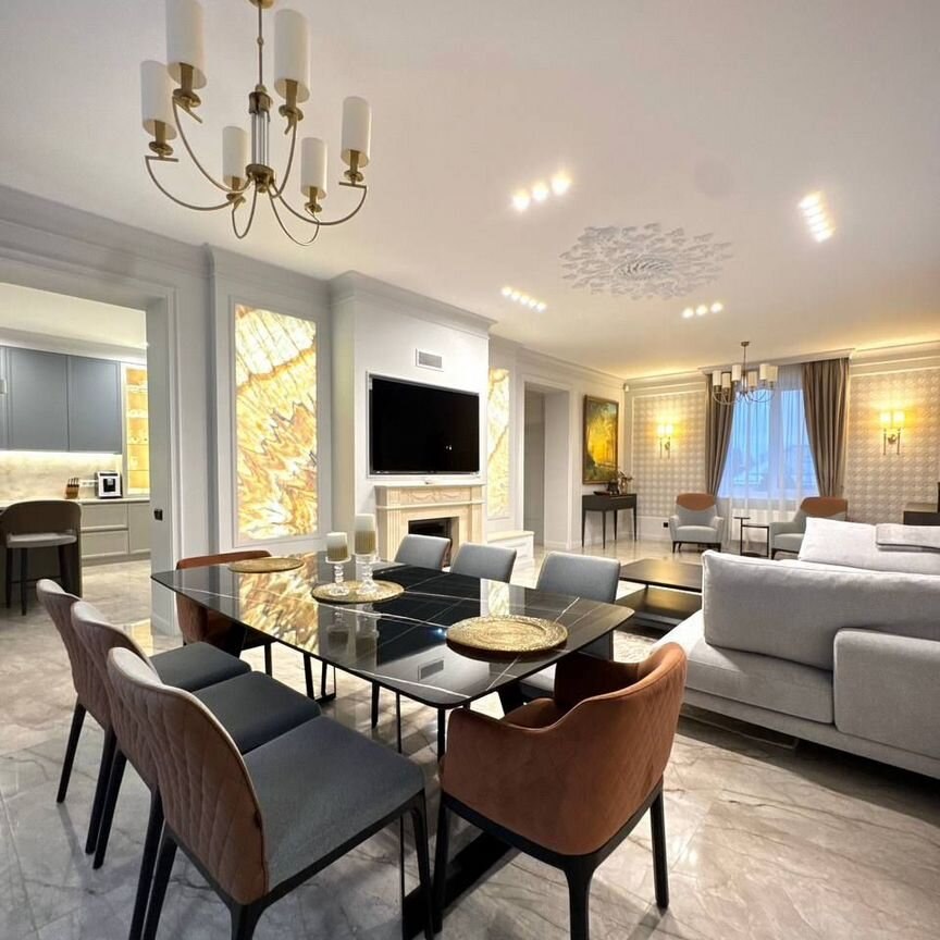 Коттедж, 400 м², 14 соток