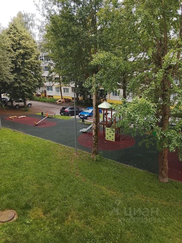 1-комн. квартира, 38 м2, 2/5 этаж