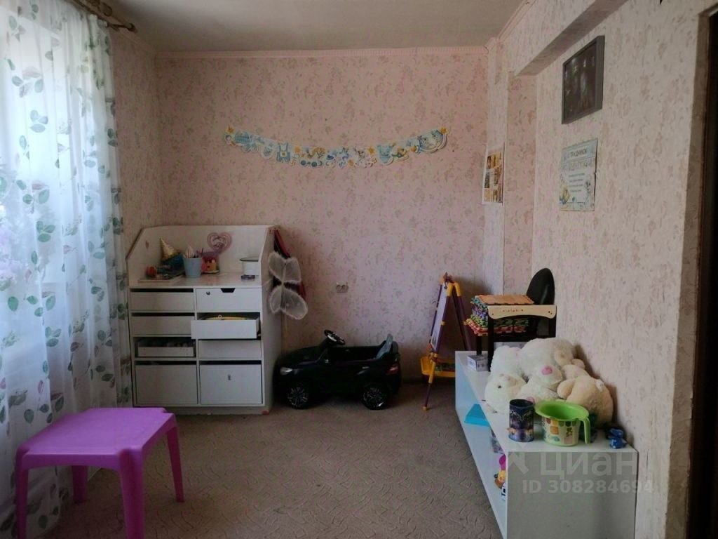 3-комн., 72 м², 2/4 этаж