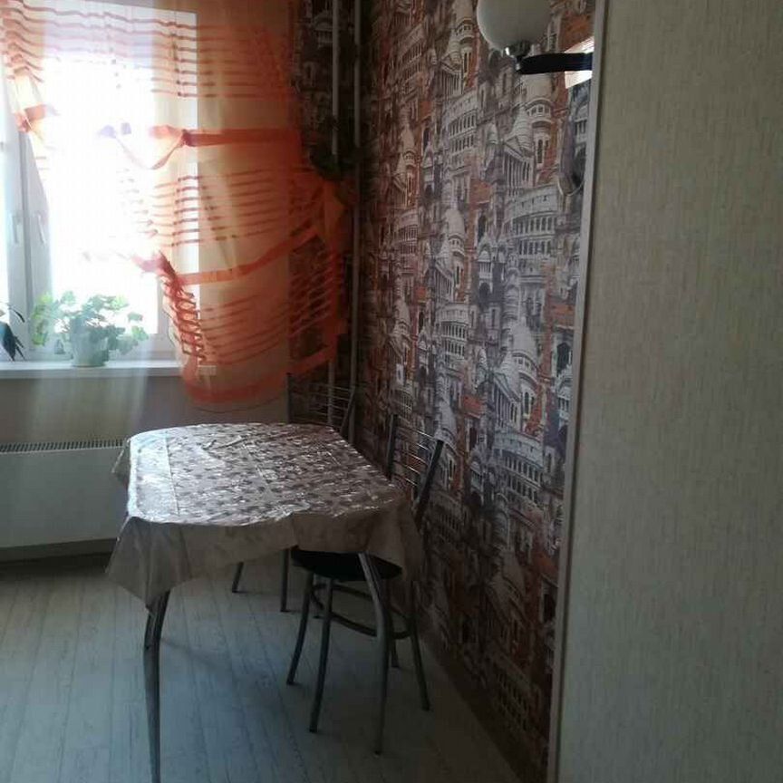 2-комн., Квартира, 570 м², 3/10 этаж