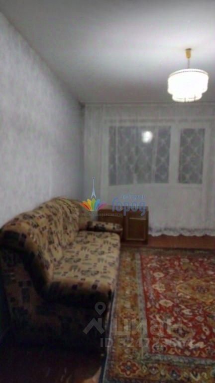 2-комн. квартира, 45 м², 4/5 этаж