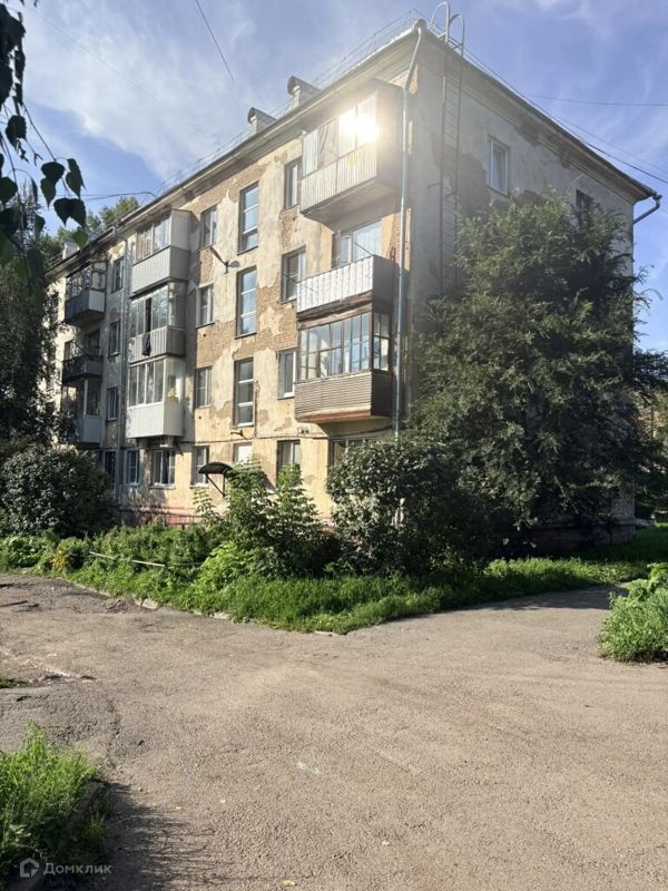 2-комн. квартира, 43.7 м2, 4/4 этаж