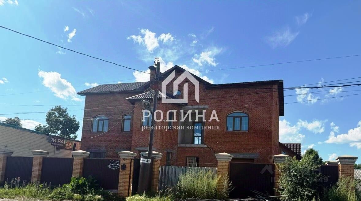 Дом, 305.2 м², 1151 сотка