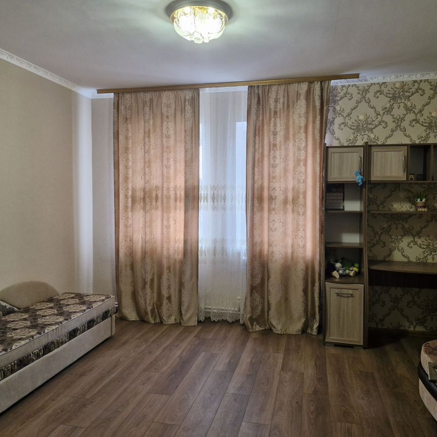 2-комн. квартира, 58 м², 2/4 этаж