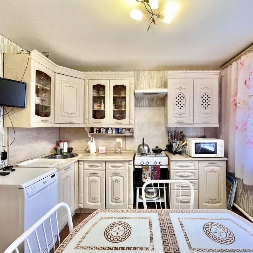 Дом, 128.6 м², 4 сотки