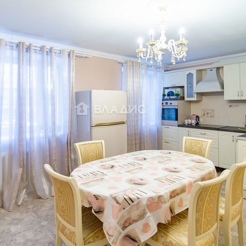 3-комн., 81.8 м², 2/7 этаж