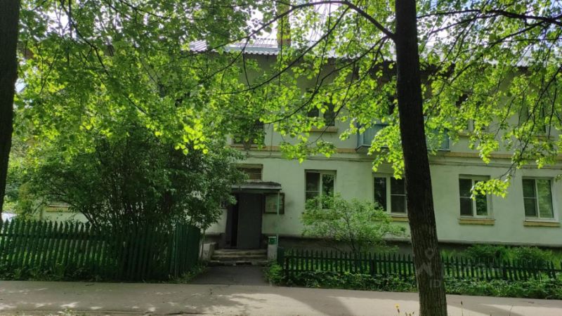 2-комн., 42 м², 1/2 этаж