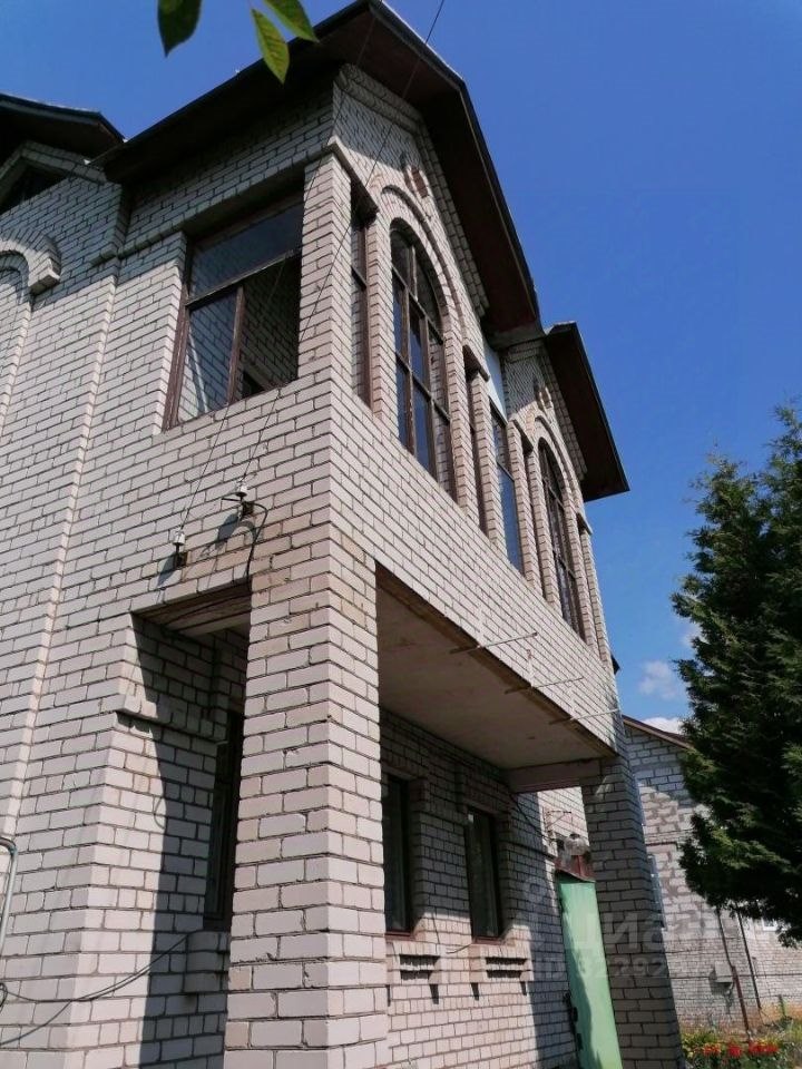 Коттедж, 210 м², 12 соток