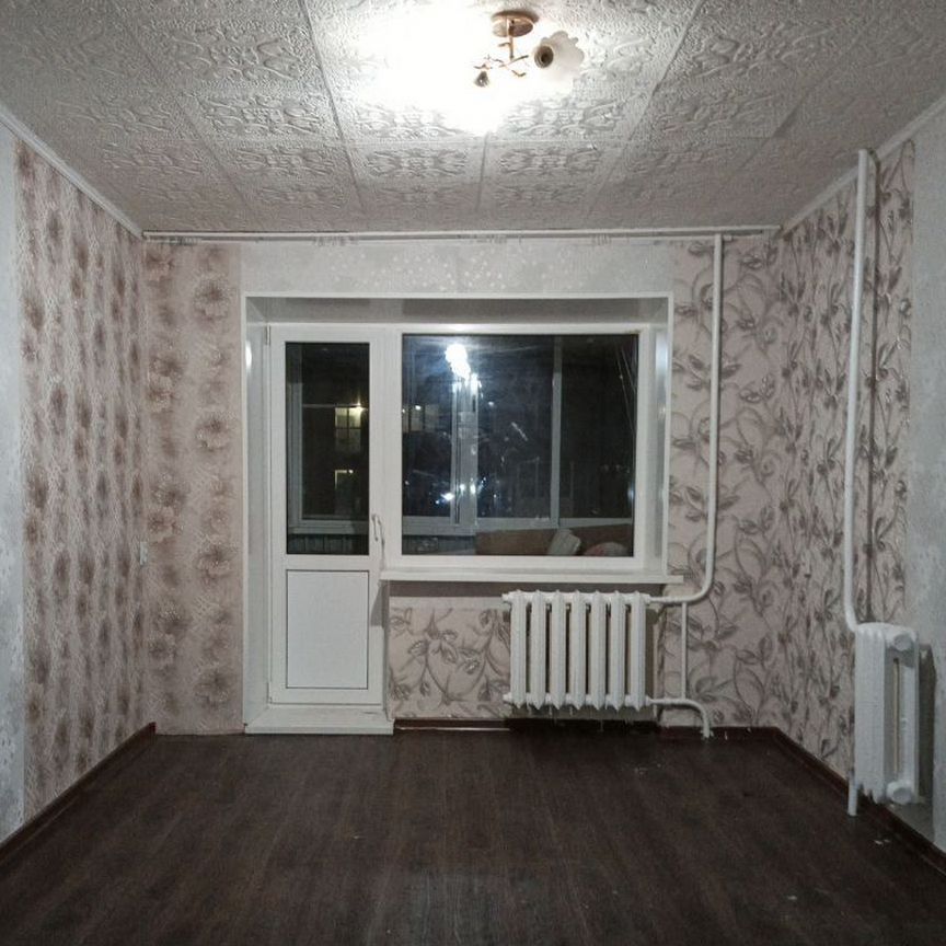 Комната, 17.2 м², 5-комн.