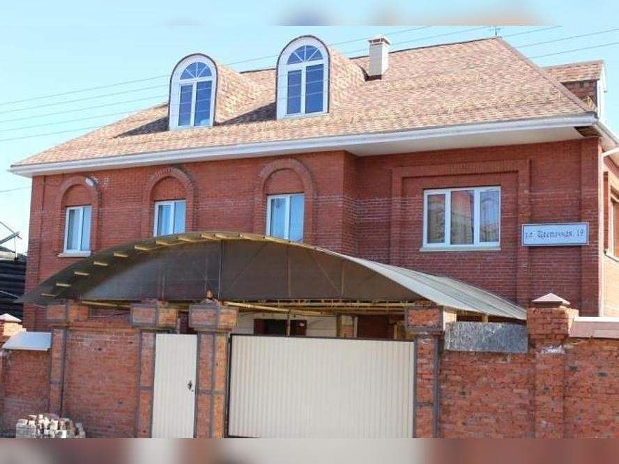 Коттедж, 389.4 м², 11 соток