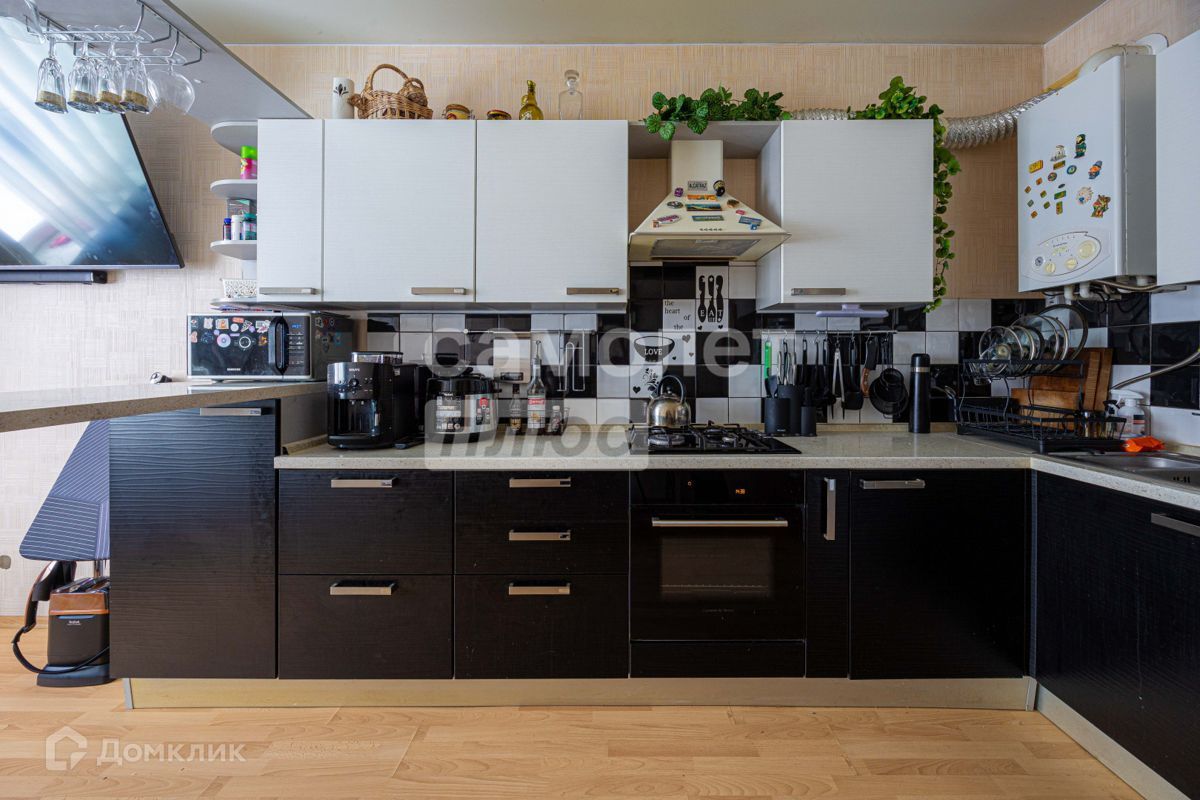 2-комн., 57.2 м², 1/3 этаж