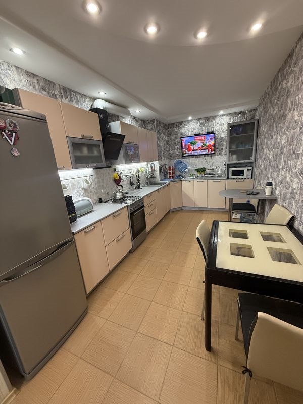 3-комн., 96 м², 7/9 этаж