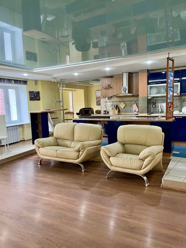 3-комн., 145 м², 4/9 этаж