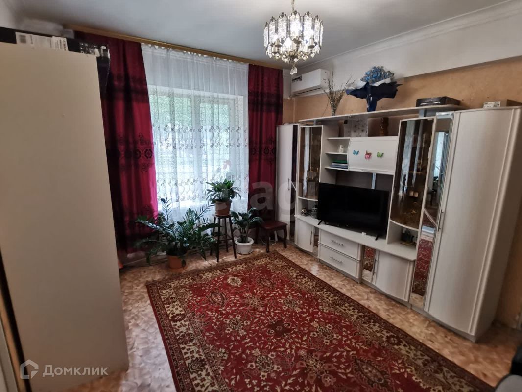 3-комн. квартира, 57 м², 1/3 этаж
