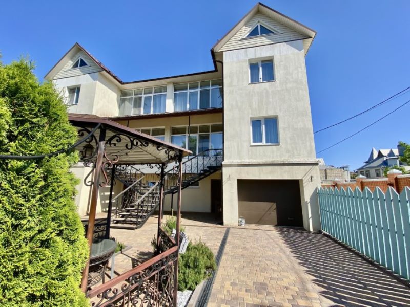 Таунхаус, 229.2 м², 2.7 сотки