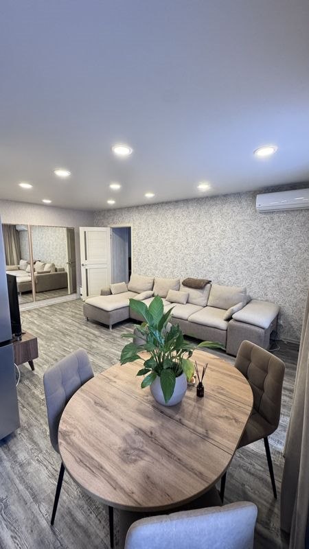 2-комн., 49.2 м², 2/3 этаж