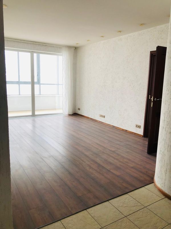 2-комн., 69 м², 19/33 этаж