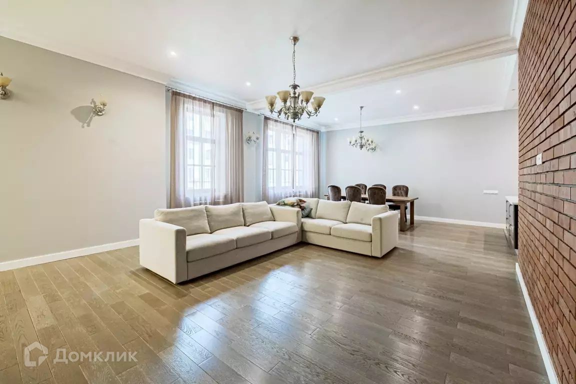 5-комн., 200 м², 5/10 этаж