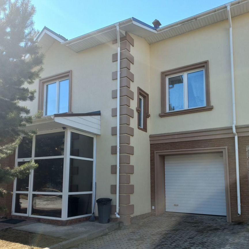 Таунхаус, 150 м², 2 сотки