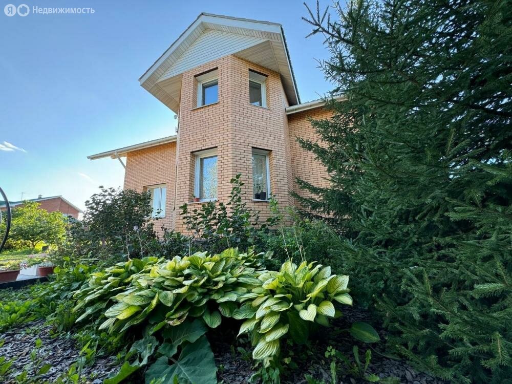 Дом, 280 м², 14 соток