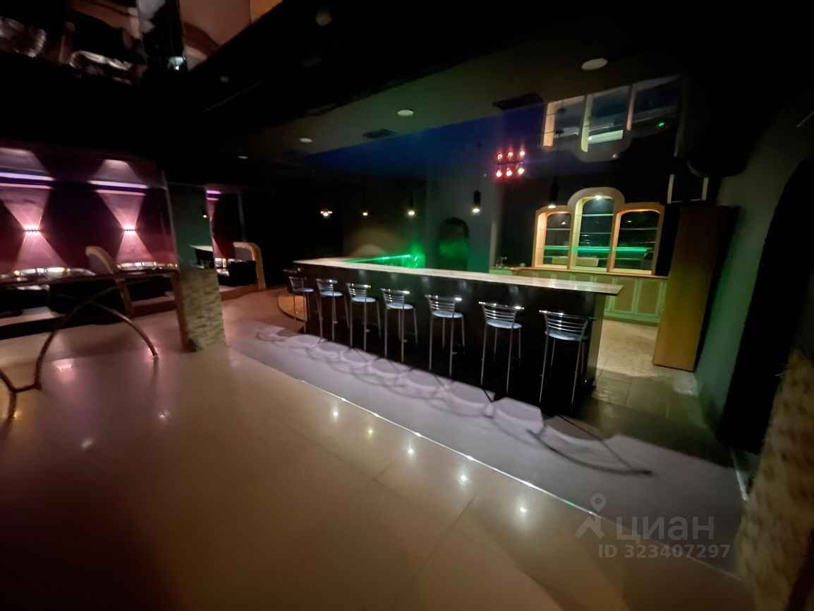 ПСН, 330 м², 1/2 этаж