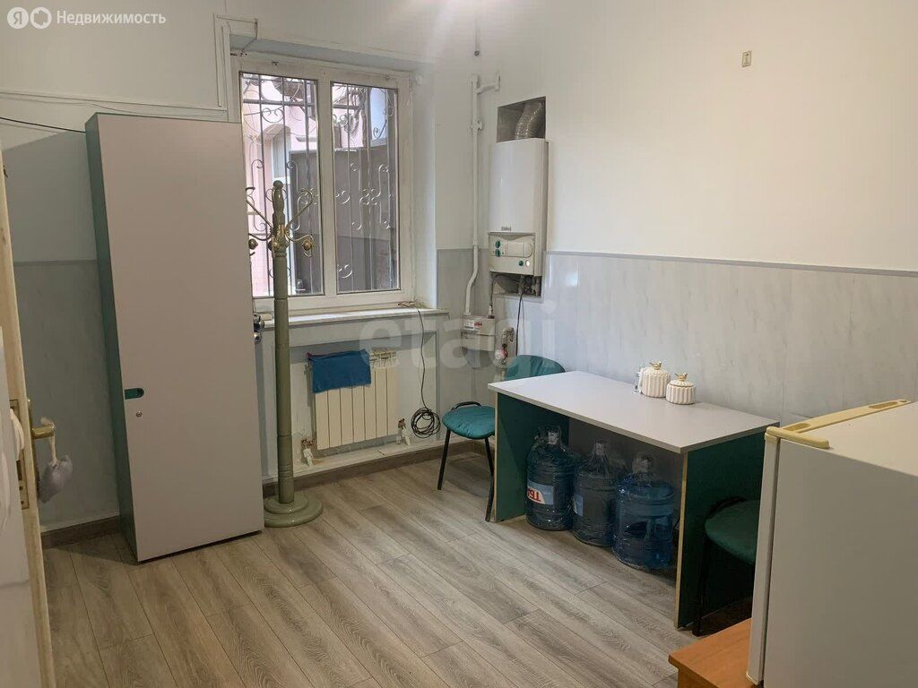 Офис, 50 м², 1/2 этаж