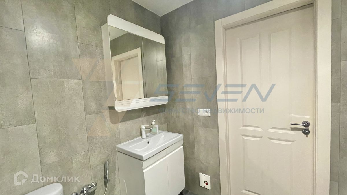 Студия, 42 м², 2/10 этаж