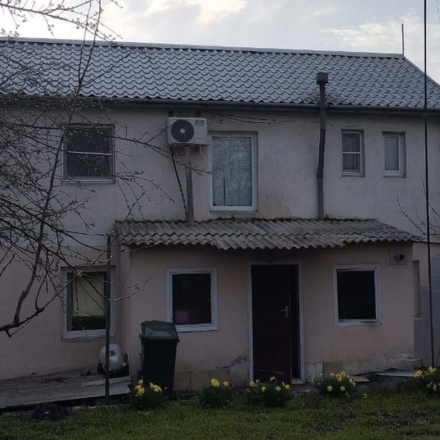 Коттедж, 30 м², 6 соток