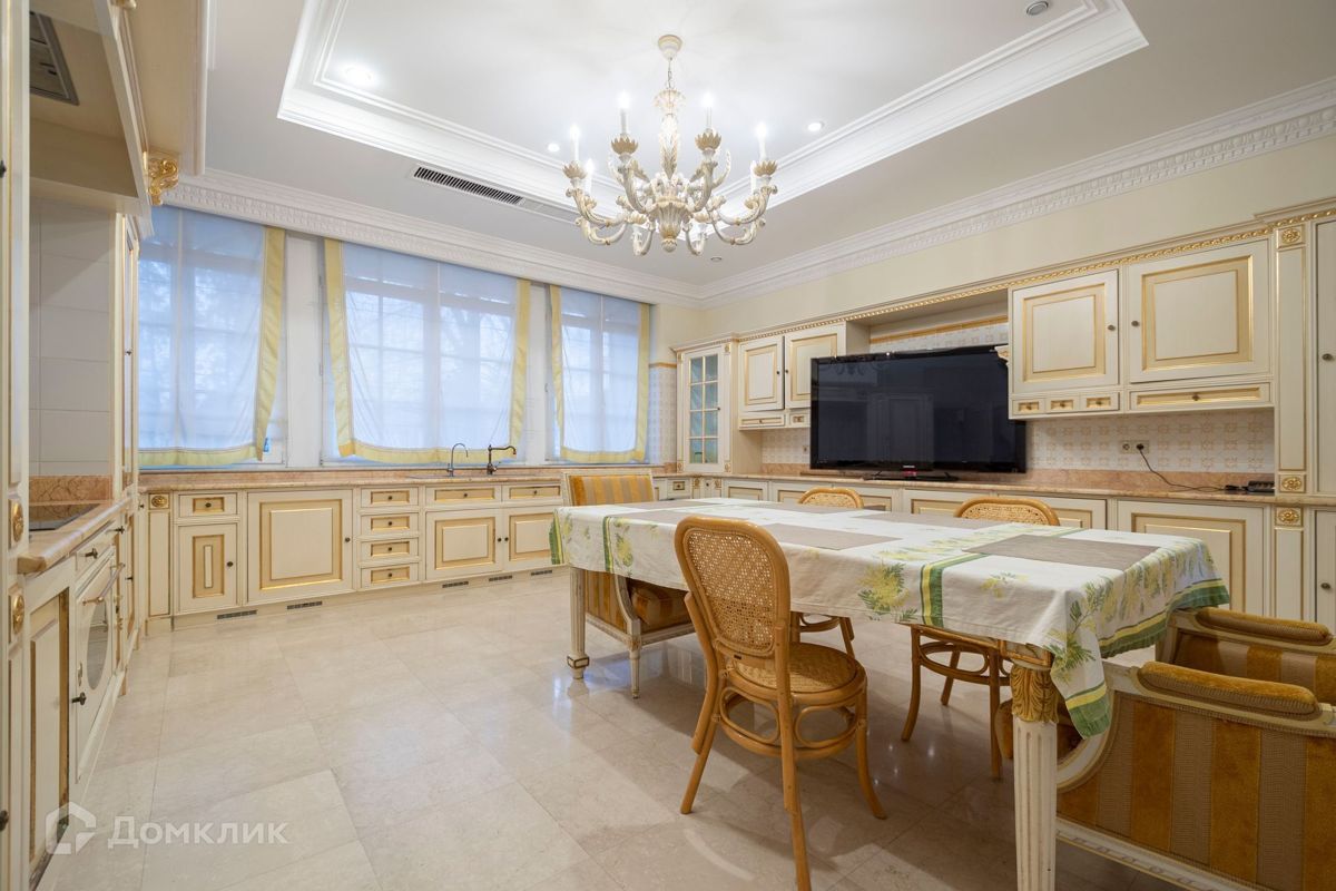 6-комн. квартира, 418 м2, 1/4 этаж