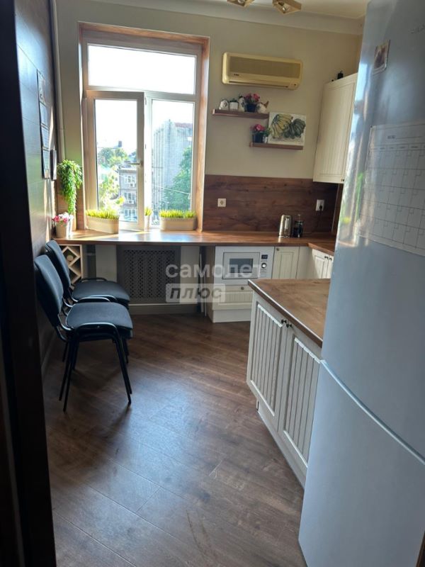 2-комн. квартира, 60.8 м2, 3/4 этаж