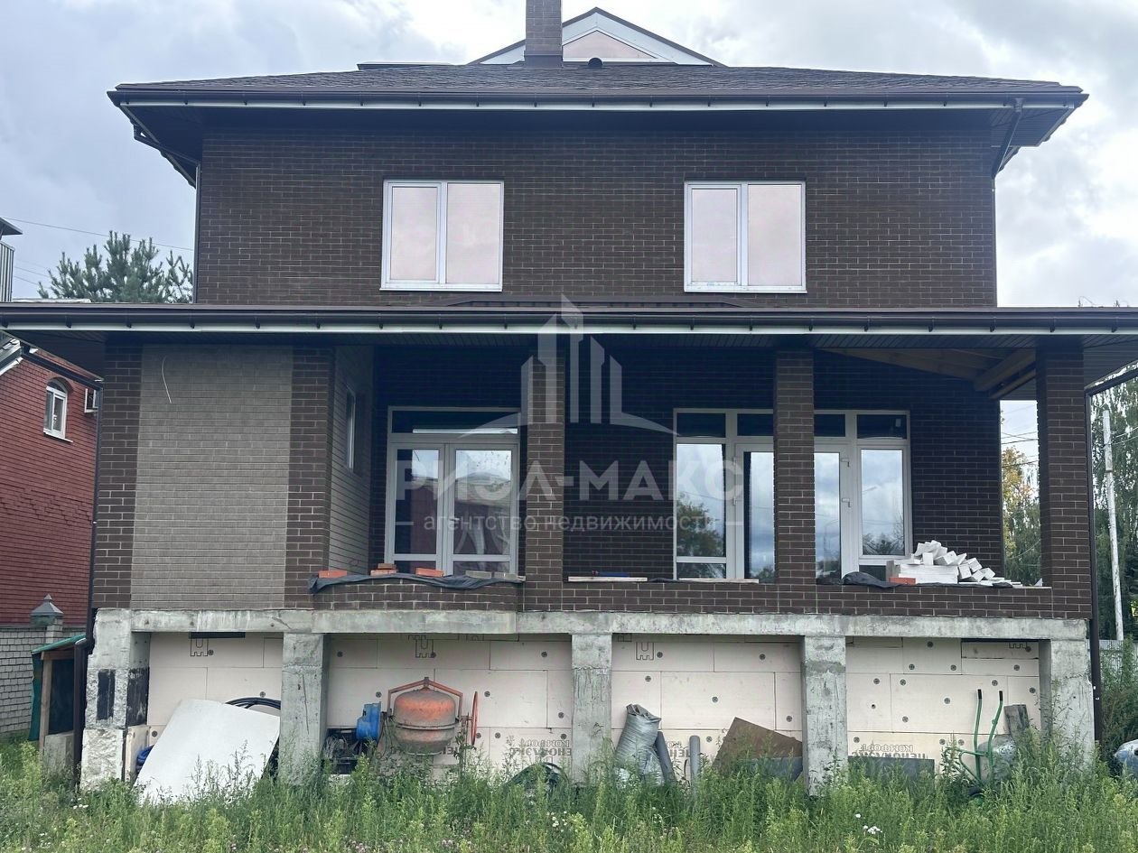 2-этажный дом, 450 м², 10 соток