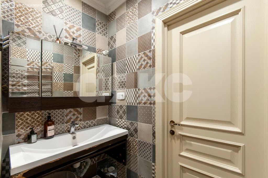 3-комн., Квартира в новостройке, 224.7 м², 2/3 этаж