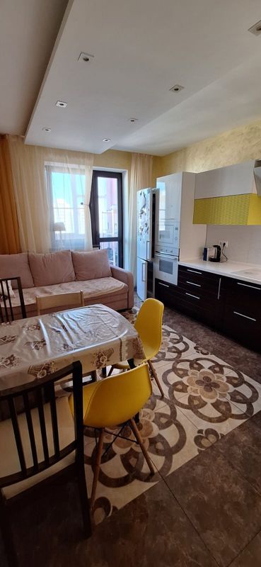 2-комн., 65.5 м², 21/25 этаж