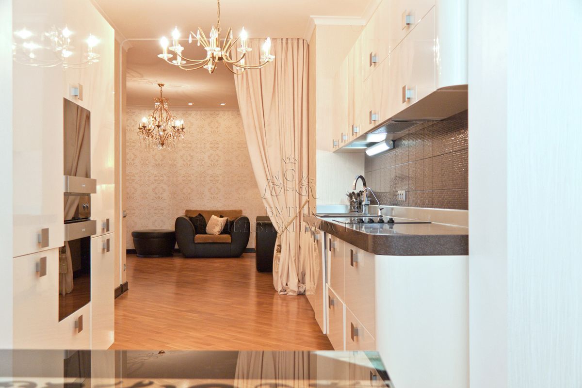 4-комн. квартира, 162.2 м2, 2/14 этаж