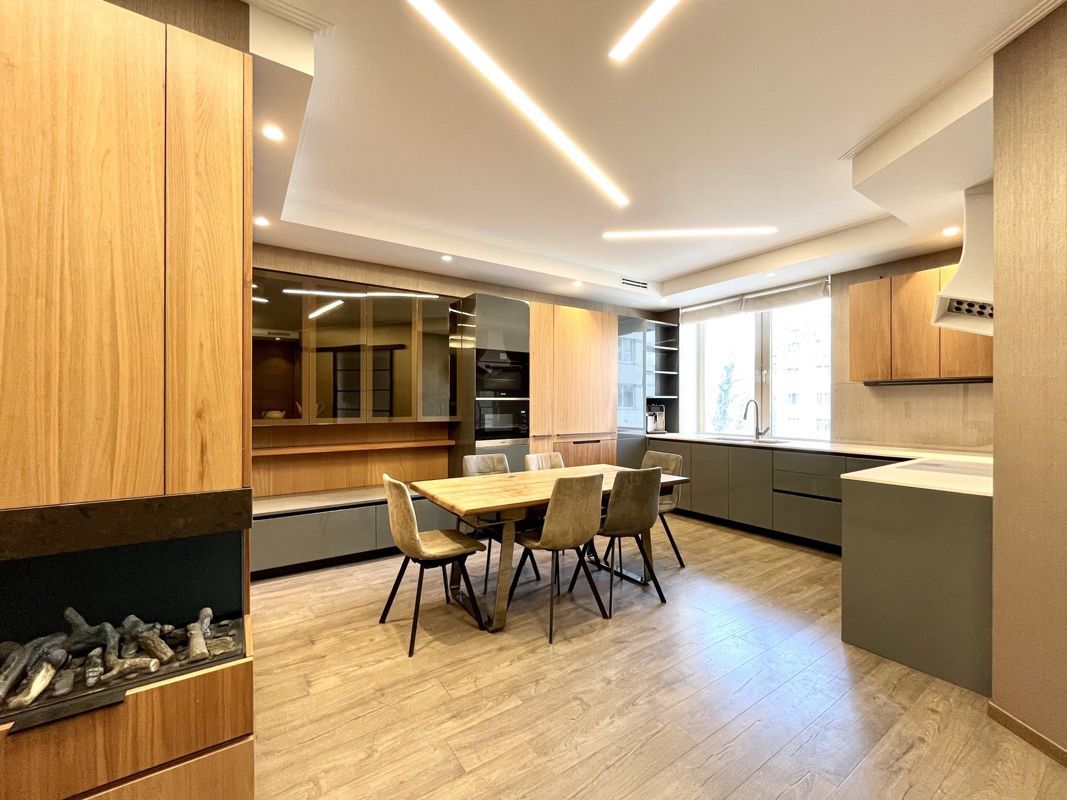 4-комн., 150 м², 3/22 этаж