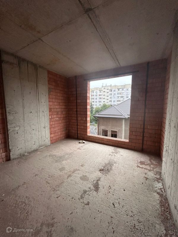 1-комн. квартира, 70.7 м2, 1/10 этаж