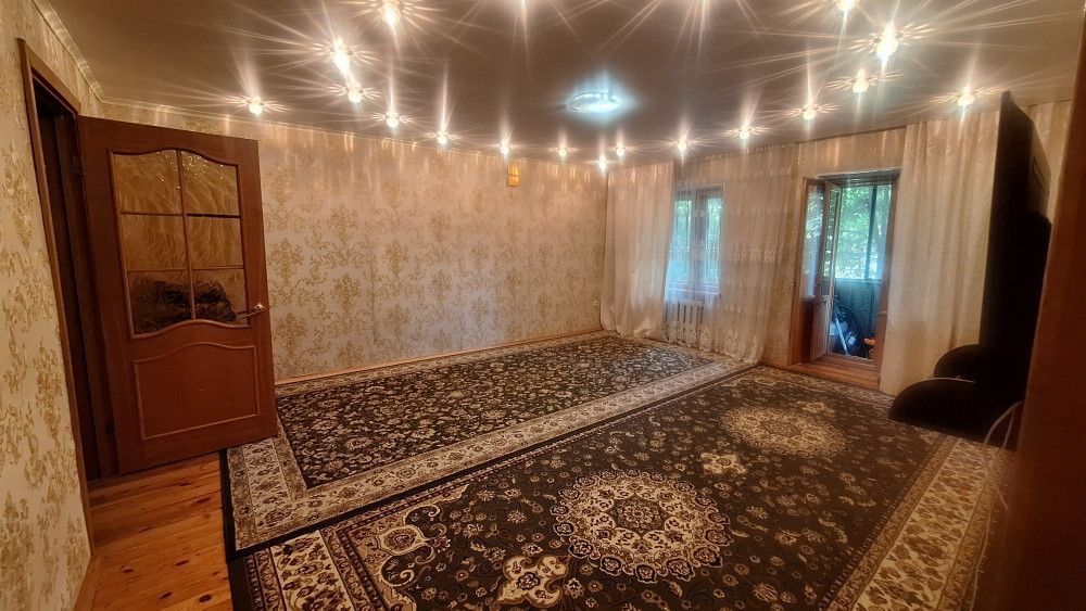 2-комн. квартира, 57 м2, 2/5 этаж