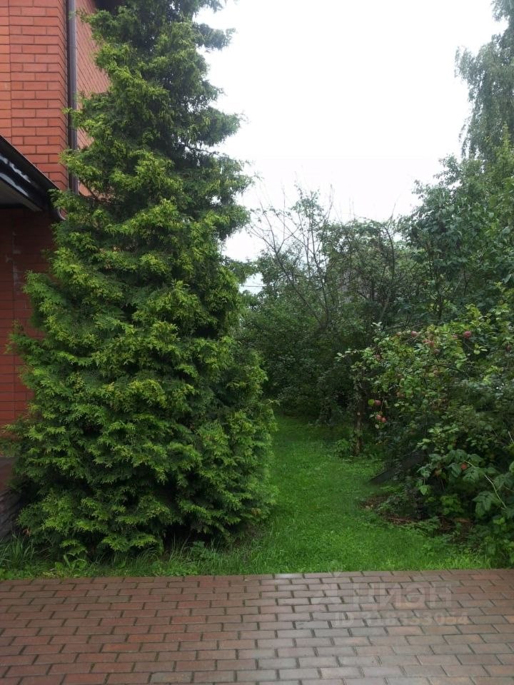 Коттедж, 350 м², 6 соток