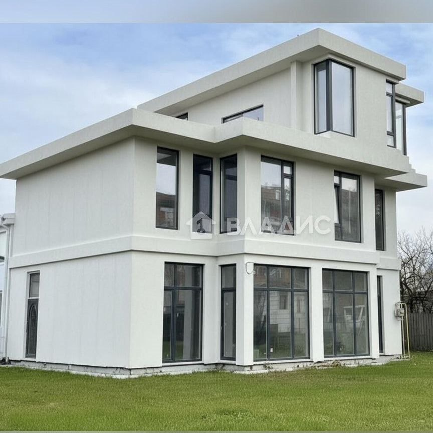 Дом, 228 м², 5 соток